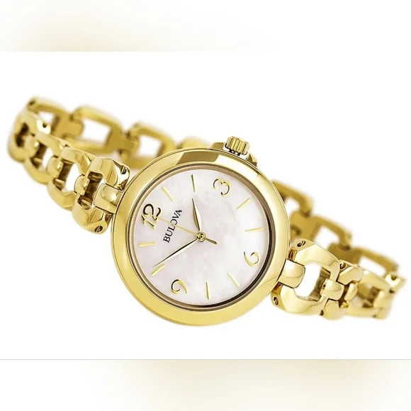***SOLD*** Bulova Mother of Pearl Dial Gold Tone Steel Ladies Watch - Picture 6 of 11